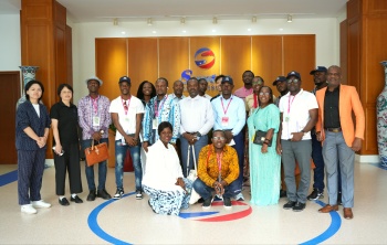 利比里亚政企研修班到访suncitygroup太阳集团 共探膜手艺相助新机缘